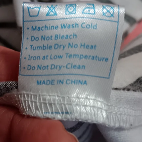 Black/White Striped Blouse, Zip Front Roll Tab Sleeves 3XL - Picture 12 of 13